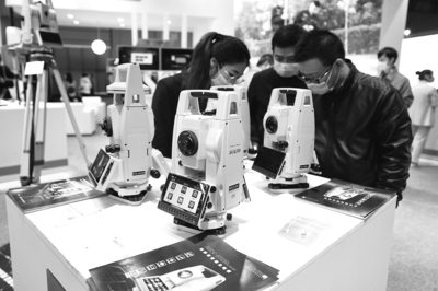 智能测绘新纪元 第十一届中国卫星导航年会上的全站仪产品与测绘服务